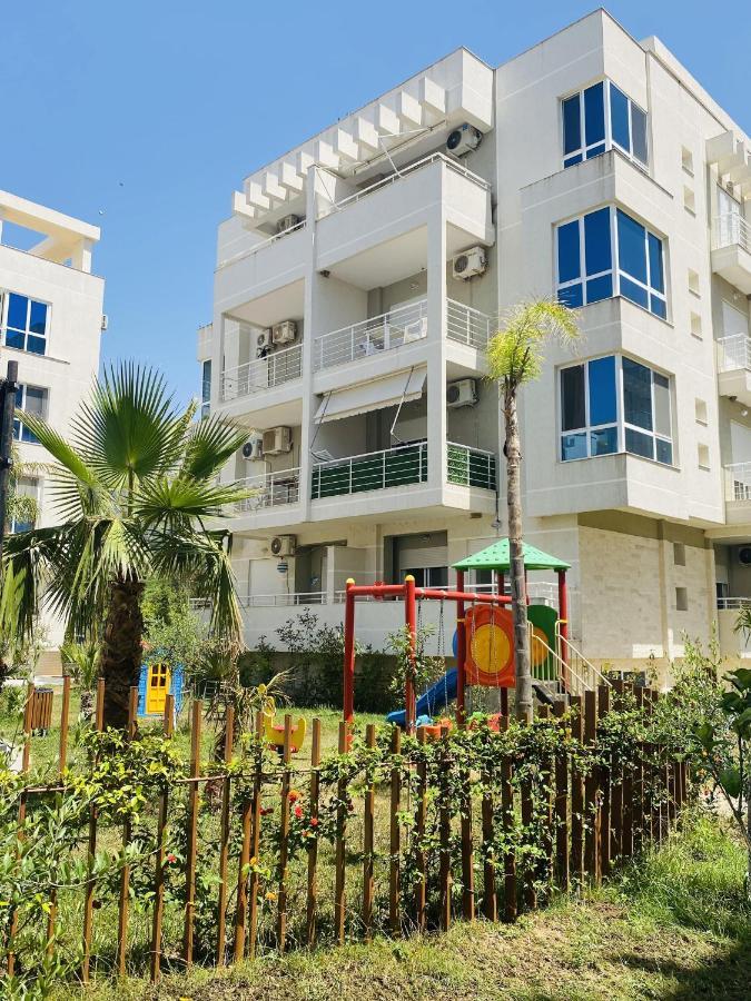 Madernas Bernad Apartment Orikum Exterior foto